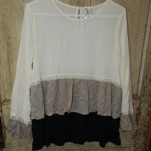 Andree Blue Layered Ruffle Boho Top Size L (DD-20)